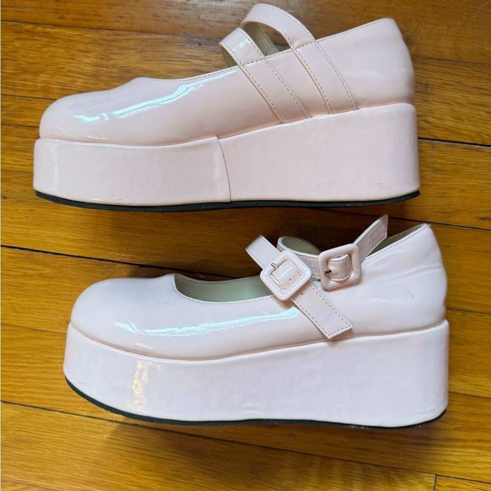 Platform baby pink mary jane shoes